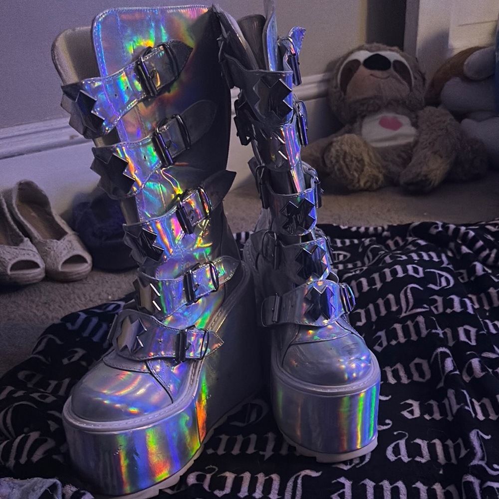 Holographic YRU Platform Boots demonia style - Picture 2 of 2